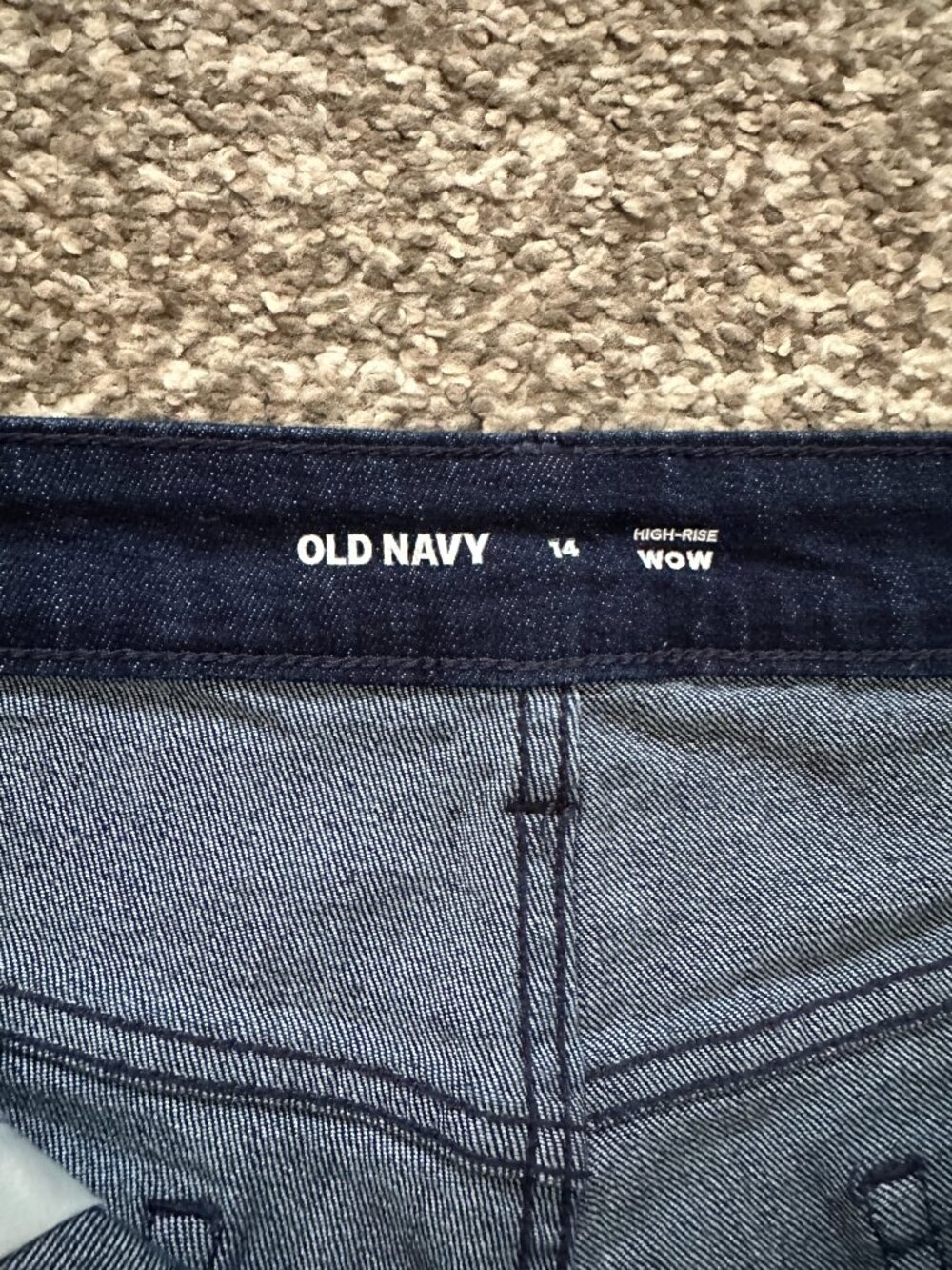 OLD NAVY (14) Dark Wash Denim High Waisted Wow Jean Shorts 3" Inseam River Cuff - Picture 6 of 11